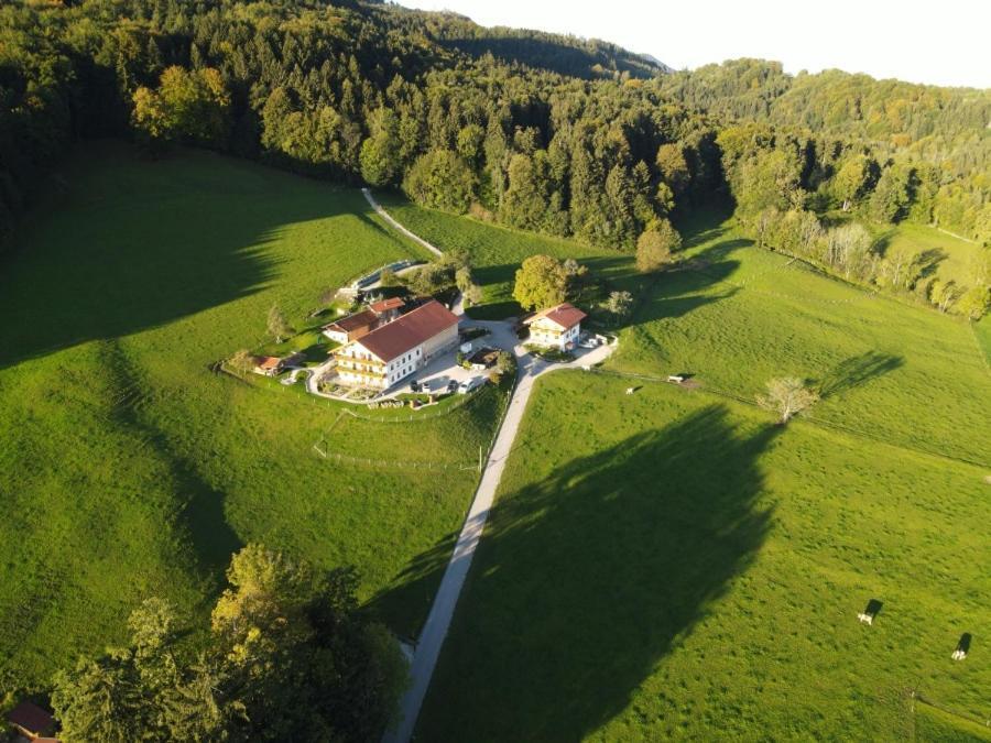 Вилла Schleipfnerhof Urlaub Auf Dem Bauernhof Бернау-ам-Кимзее Экстерьер фото